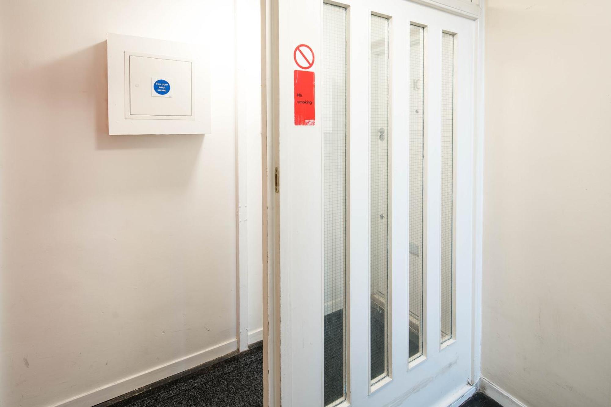 Stylish With Wifi And Easy Access To * London